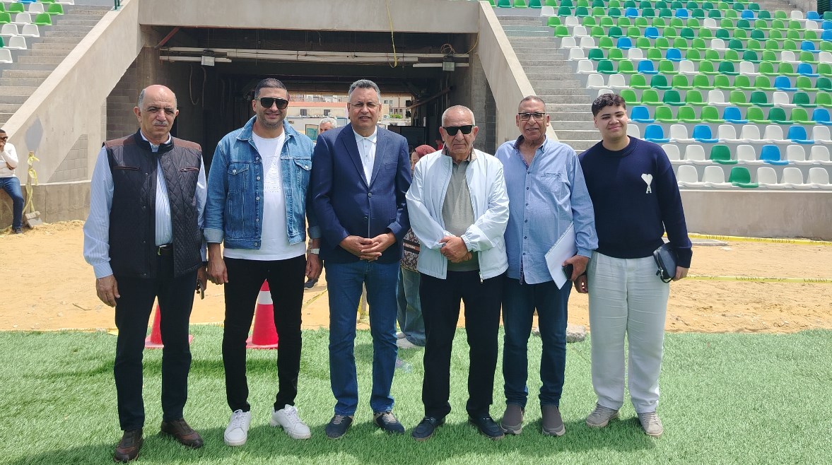 كامل أبو علي في جولة ميدانية لمتابعة انشاء استاد المصري