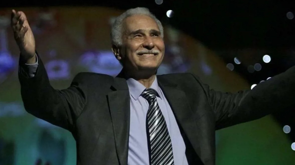  الفنان عبدالرحمن أبو زهرة