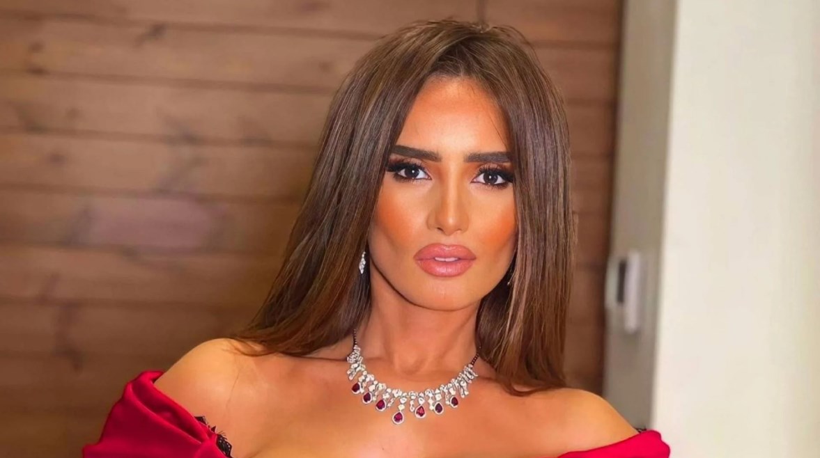 الفنانة زينة
