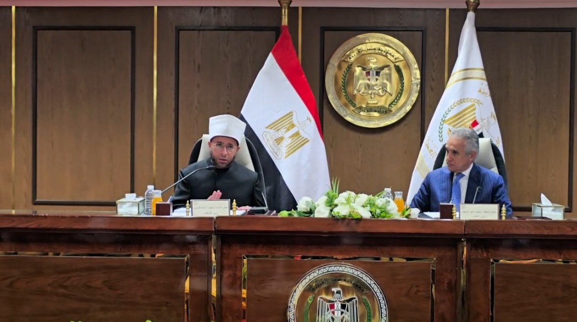 وزير العدل ووزير الأوقاف