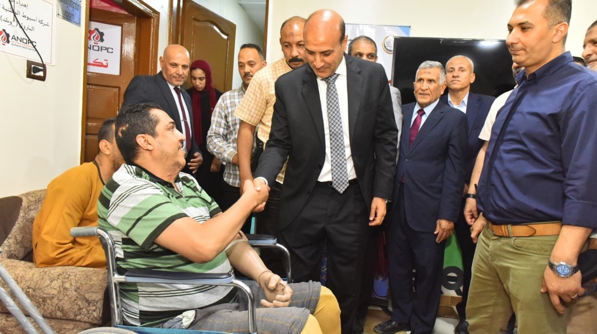 لقطة مع أحد المستفدين 