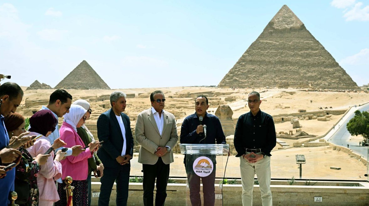 رئيس مجلس الوزارء، الدكتور مصطفى مدبولي، على هامش افتتاح عدد من المشروعات بالجيزة