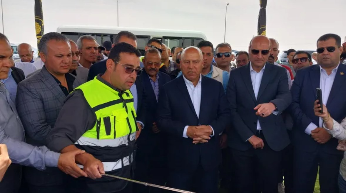 المهندس مينا جرجس خلال تقديمه المشروع
