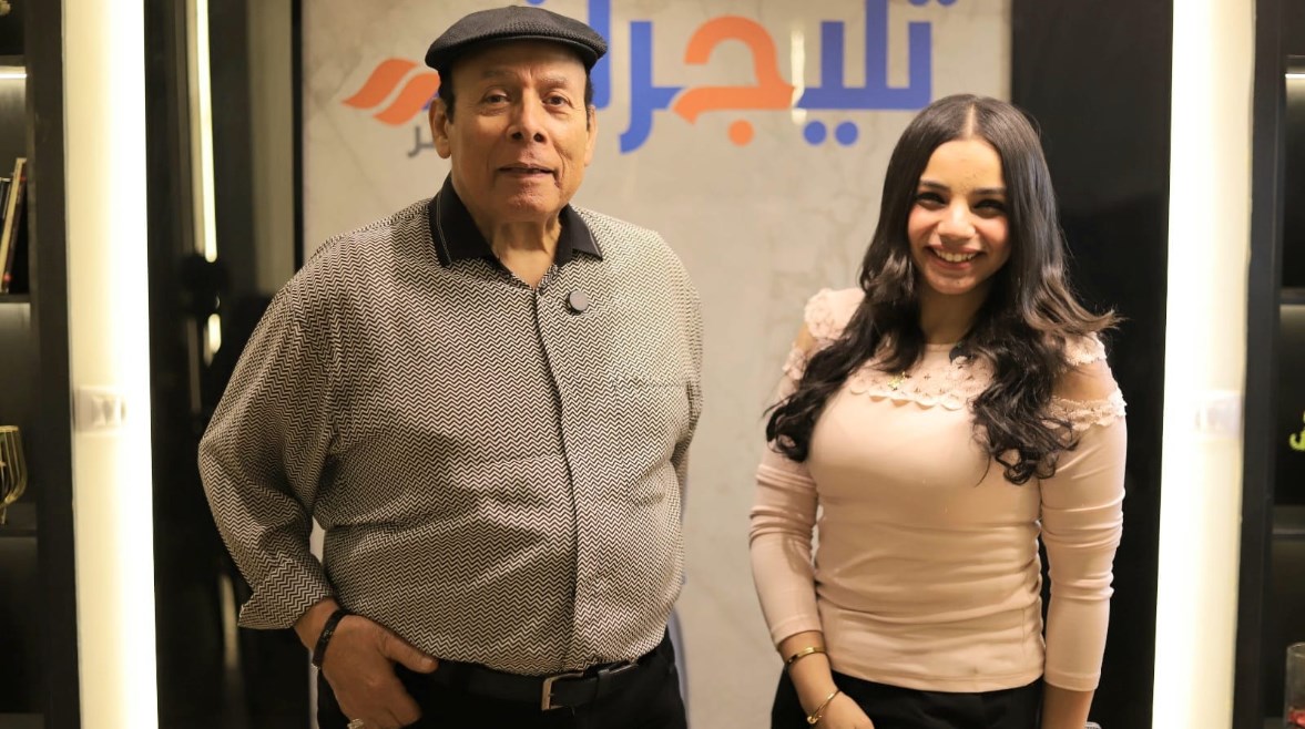 الفنان أحمد ماهر والزميلة هايدي محمد