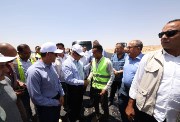 وزير النقل  ومحافظ اسوان