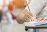 إجابات امتحان الفرنساوي 2026 للثانوية العامة