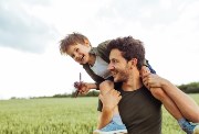 متى عيد الأب في الوطن العربي
