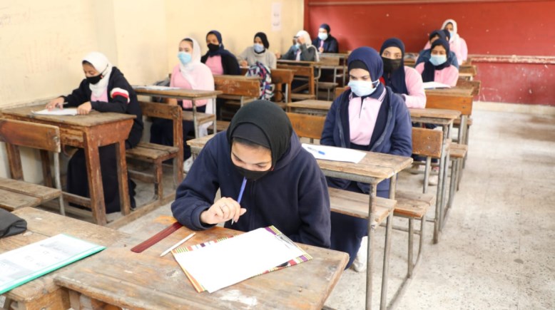 امتحانات الشهادة الإعدادية 
