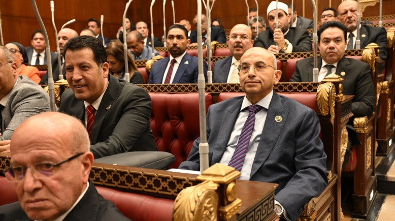 النائب أشرف عبد الغني