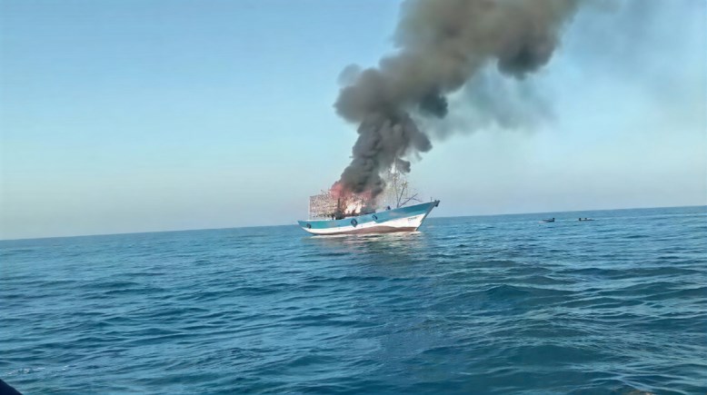 انفجار قارب صيد ليبي