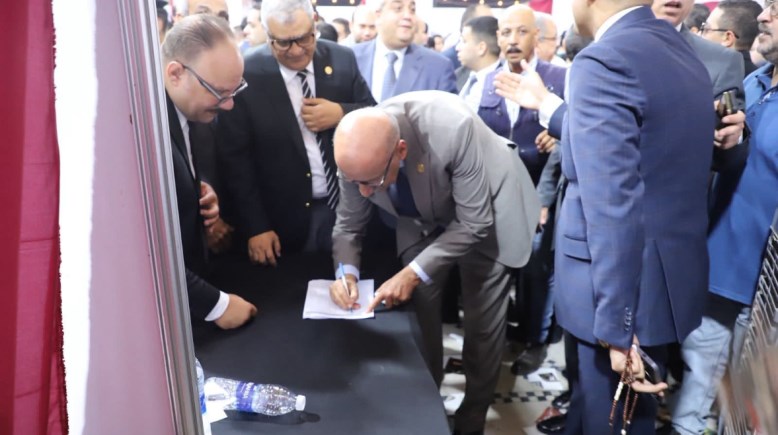 رئيس محكمة النقض يدلي بصوته في انتخابات نادي قضاة مصر