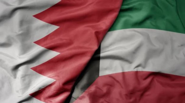 علم الكويت وإيران