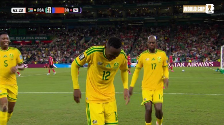 لاعب جنوب أفريقيا