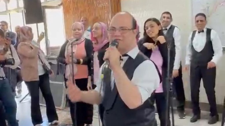 فرقة "قادرون باختلاف Dream Band" 