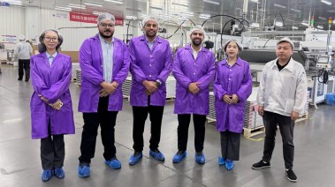 وفد زار وفد جيت سولار يزور منشآت شركة Solar N Plus الصينية