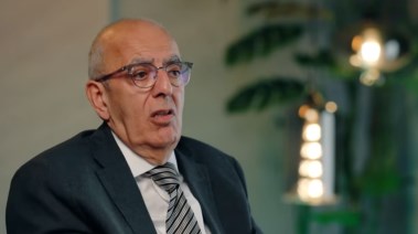  الدكتور حاتم الجبلي، وزير الصحة الأسبق