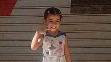 الطفلة تيا أحمد فؤاد