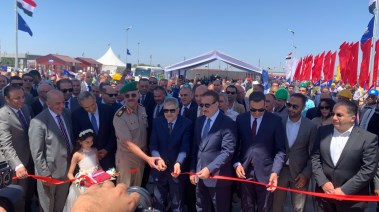 من 10.2 مليار إلى 3.9 مليار دولار.. رئيس قناة السويس يكشف خطة تعويض تراجع الإيرادات باستثمارات خارجية