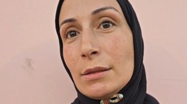 صاحبة عربة الشاي 