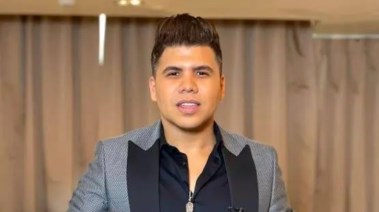 عمر كمال 