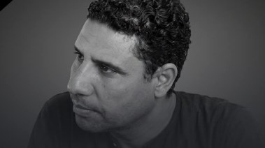 الشاب الراحل 