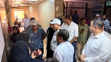 محافظ قنا خلال جولة ميدانية في مستشفى قوص المركزي 