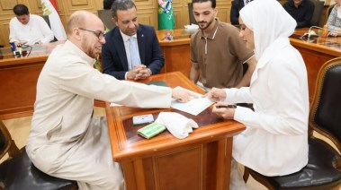 محافظ المنوفية يشهد عقد قران لعروسة يتيمة 