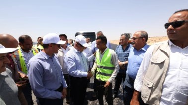 وزير النقل  ومحافظ اسوان