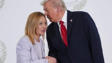 الرئيس الأمريكي دونالد ترامب ورئيسة الوزراء الإيطالية جورجيا ميلوني