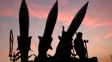 صواريخ إيرانية معروضة في متحف القوات الجوية التابعة للحرس الثوري الإيراني