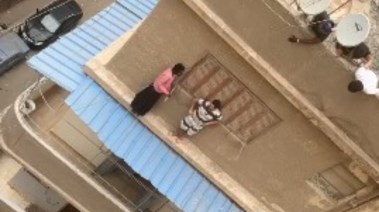 شاب ينقذ سيدة سودانية بعين شمس