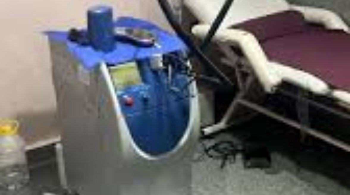 أرشيفية.. الليزر في العيادات والمستشفيات الحكومية