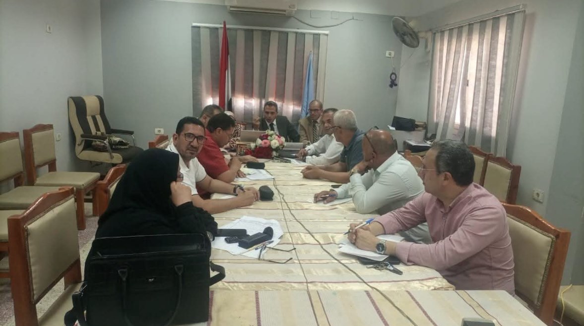 خلال الاجتماع برؤساء اللجان 