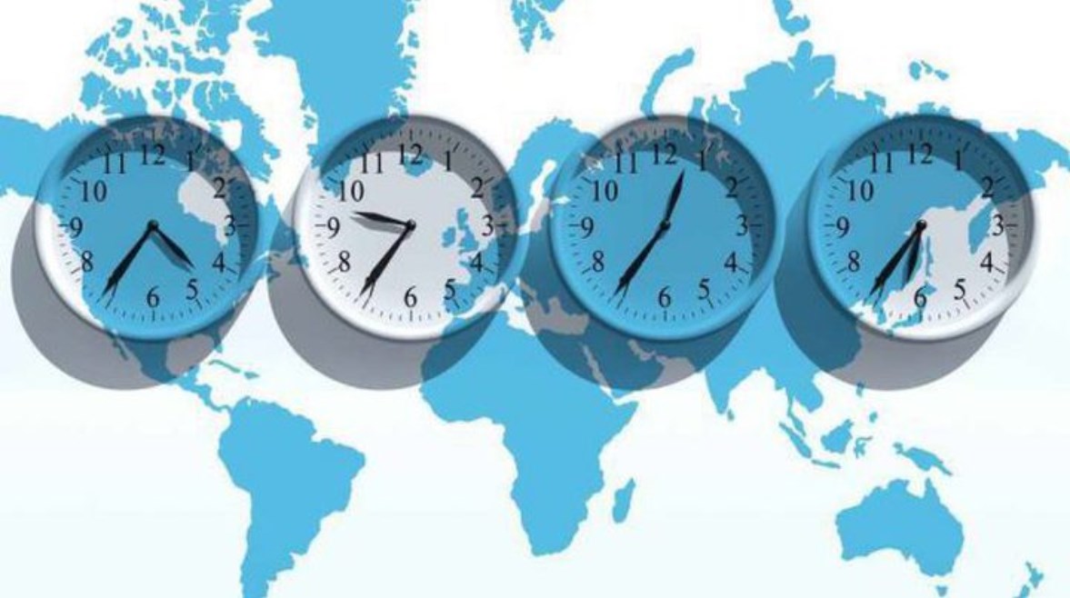 فرق التوقيت بين مصر وأمريكا 2026