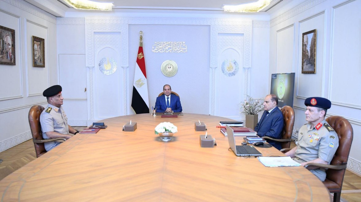 جانب من احتماع الرئيس