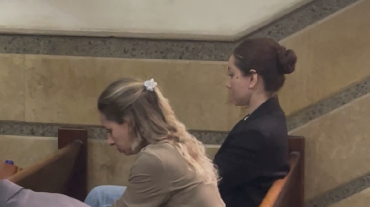الفنانة جيهان الشماشرجي أثناء محاكمتها 