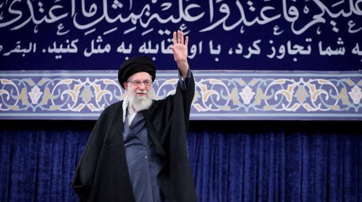 المرشد الإيراني السابق علي خامنئي 