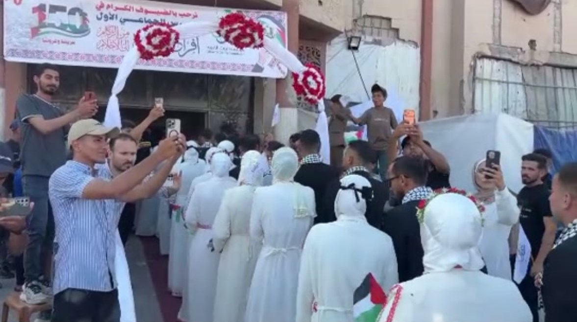 حفل زفاف جماعي في قطاع غزة
