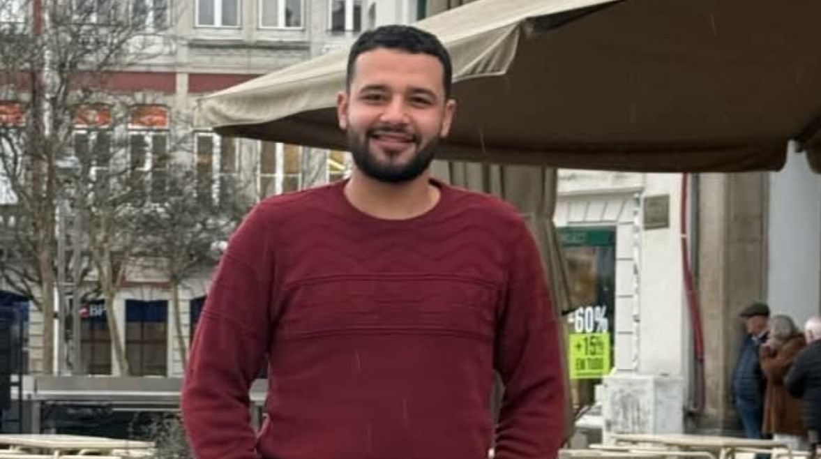 الشاب المتوفى 