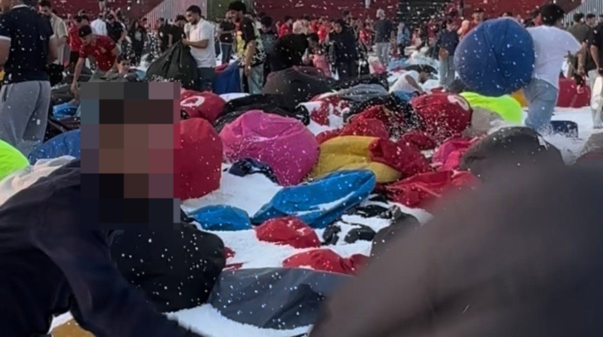 تخريب منطقة المشجعين "الفان زون" بالعاصمة الإدارية