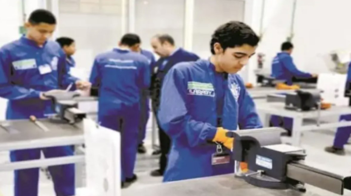 تنسيق الدبلومات الفنية 2026 محافظة المنوفية