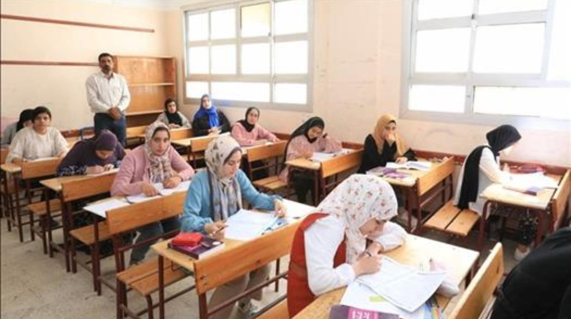 طلاب الثانوية العامة 
