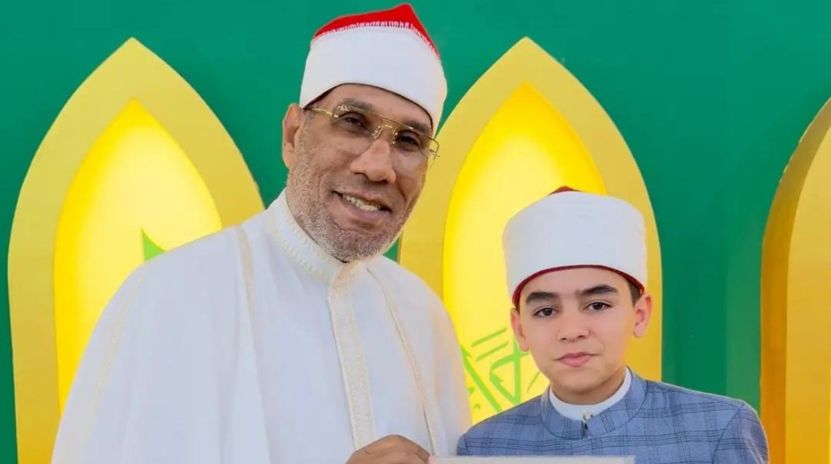 القارئ محمد القلاجي والشيخ عبدالفتاح الطاروطي 