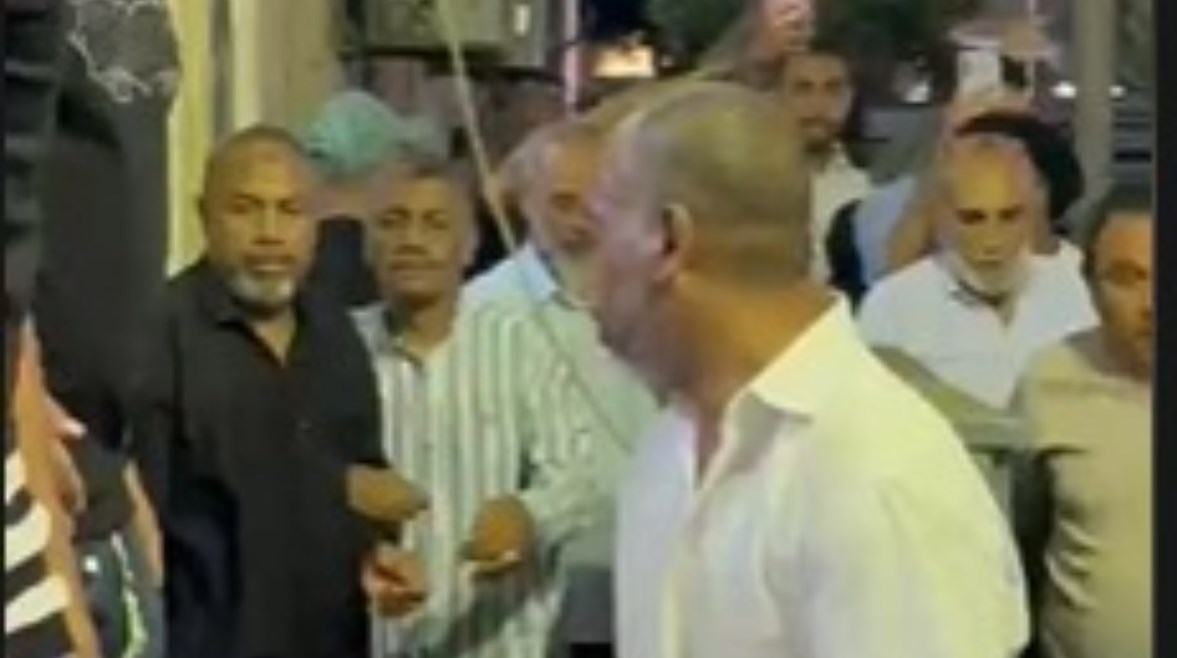 والد بائعة الشاي "هدير"