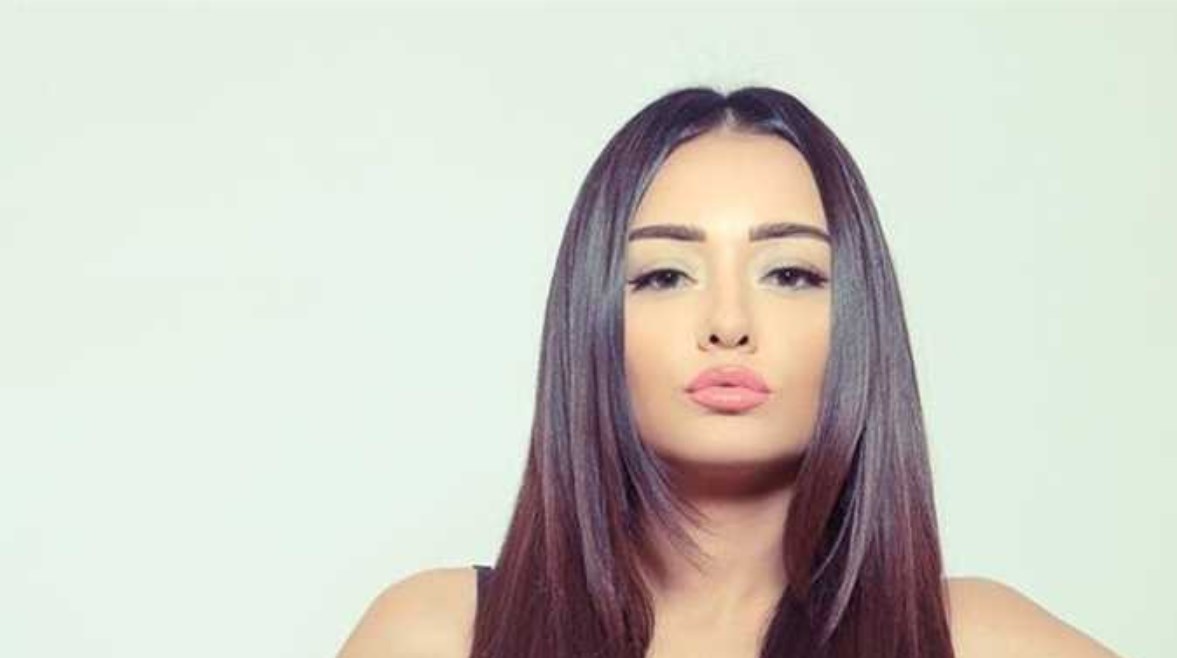 الفنانة راندا البحيري
