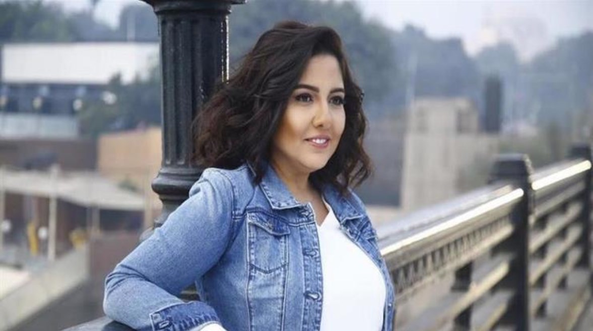 الفنانة مي كساب 