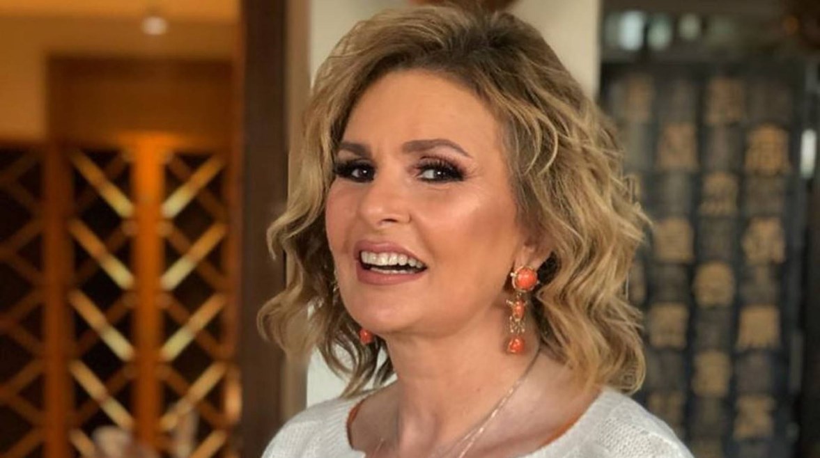 النجمة يسرا
