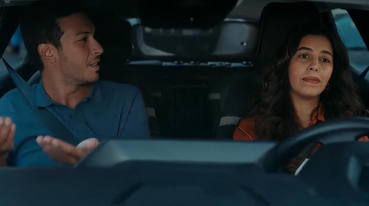 الفنانة هديل حسن