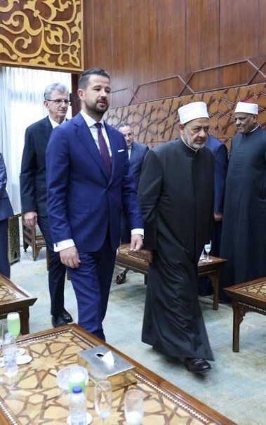 جانب من اللقاء
