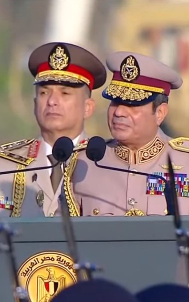الرئيس السيسى يوقع على وثيقة افتتاح القيادة الاستراتيجية بالعاصمة الجديدة